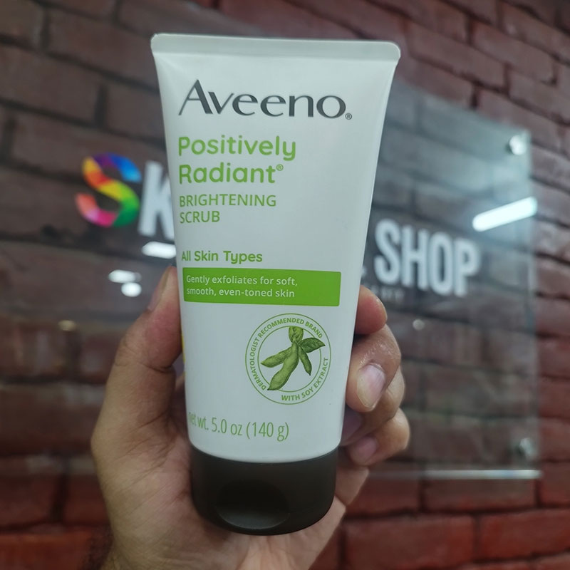 Aveeno POSITIVELY RADIANT Skin Brightening Daily Scrub