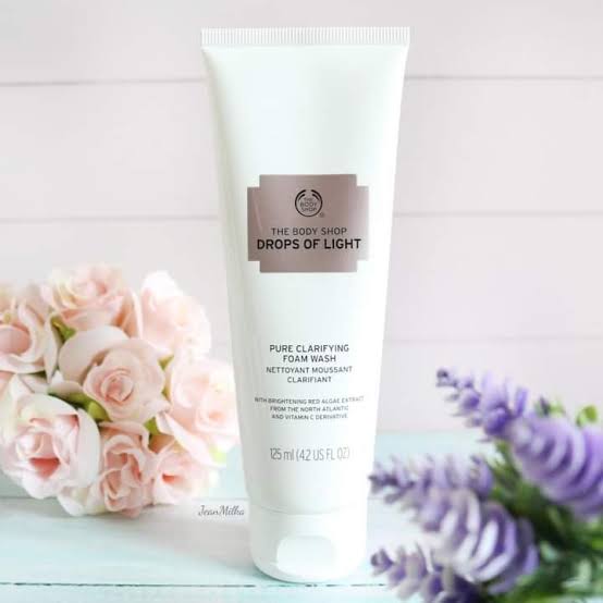 The Body Shop Drops Of Light Pure Clarifying Foam Wash – 125ml