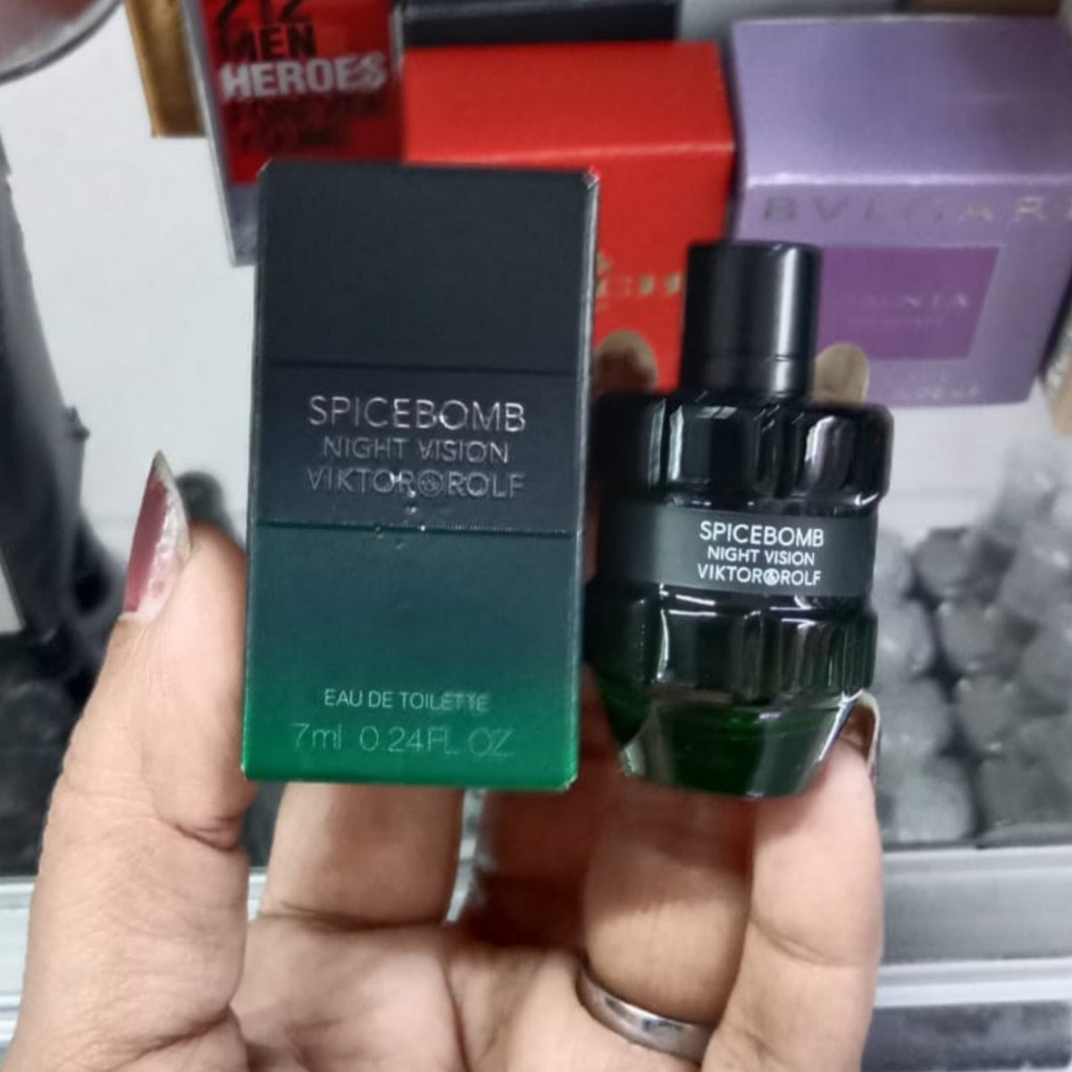 Viktor&Rolf Spicebomb Night Vision Eau De Toilette Mini 7ml (For Him)