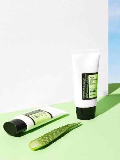 Cosrx Aloe Soothing Sun Cream SPF50+ PA+++ Size: 50ml