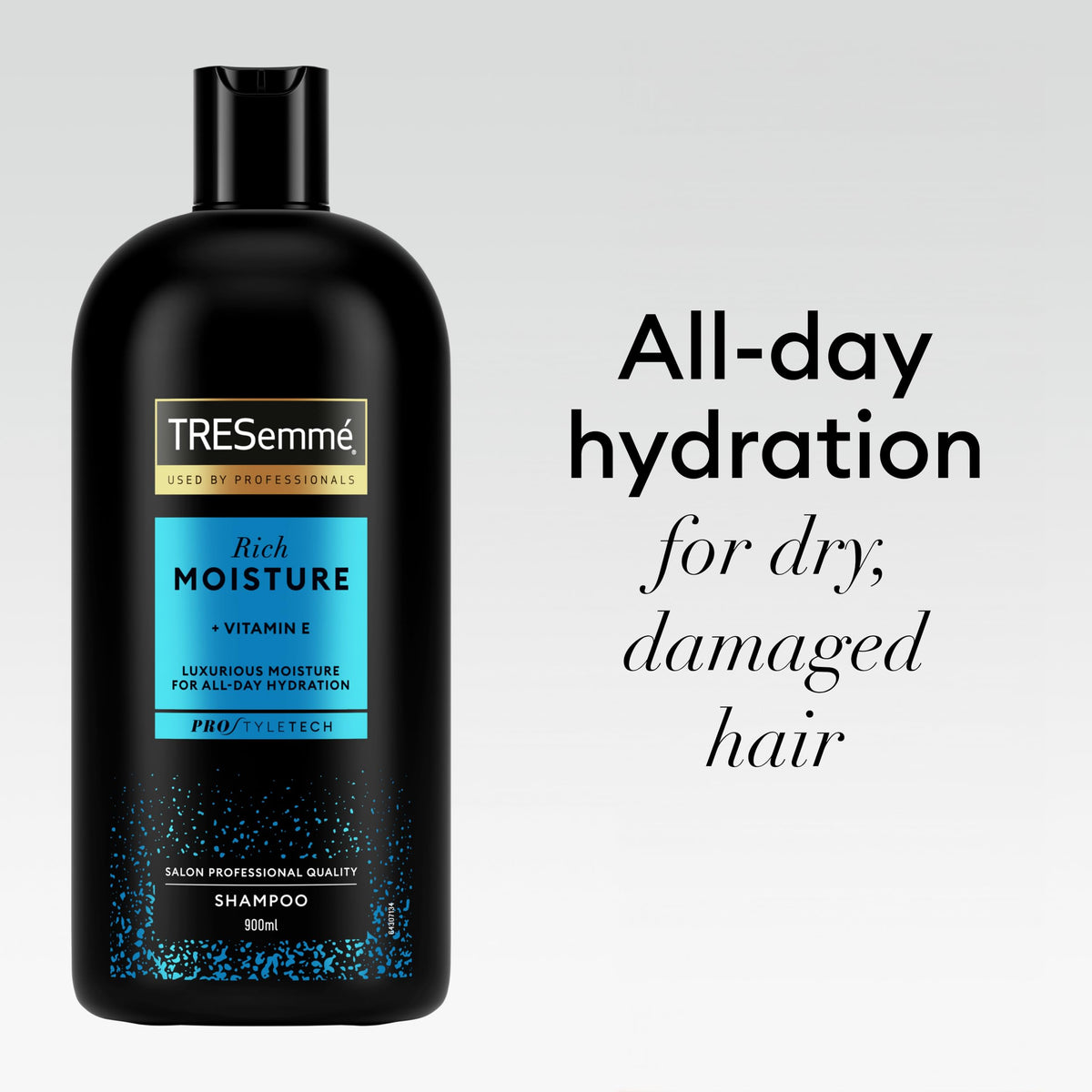 TRESemmé Rich Moisture Vitamin E Shampoo 900ml