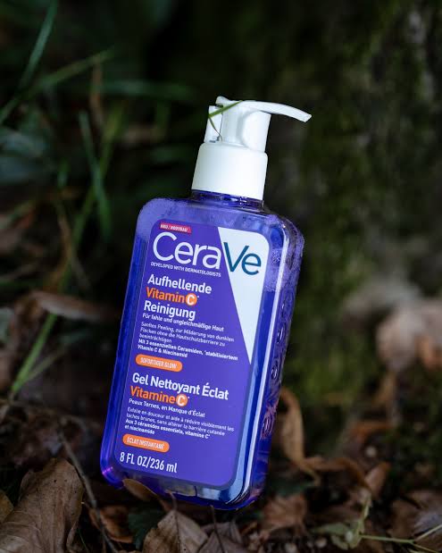 CeraVe Brightening Vitamin C Cleanser 237ml