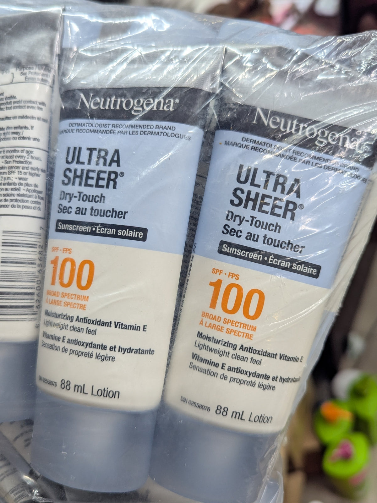Neutrogena Ultra Sheer Dry Touch Sunscreen SPF 100 (88ml)