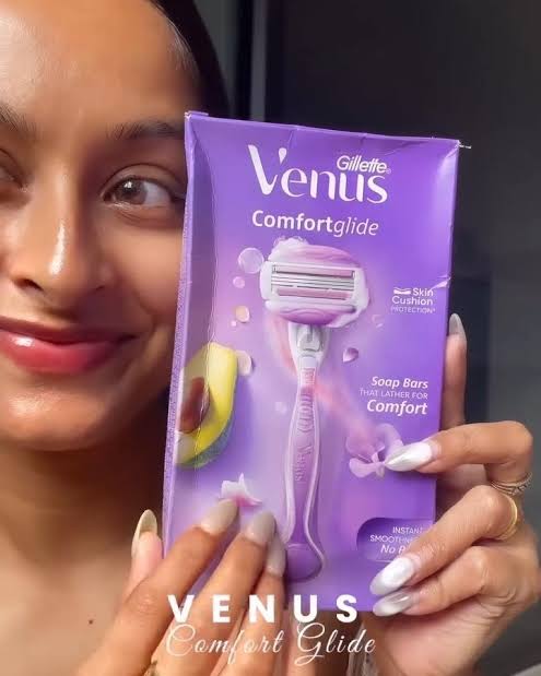 Gillette Venus Skin Cushion Comfortglide Breeze Razor